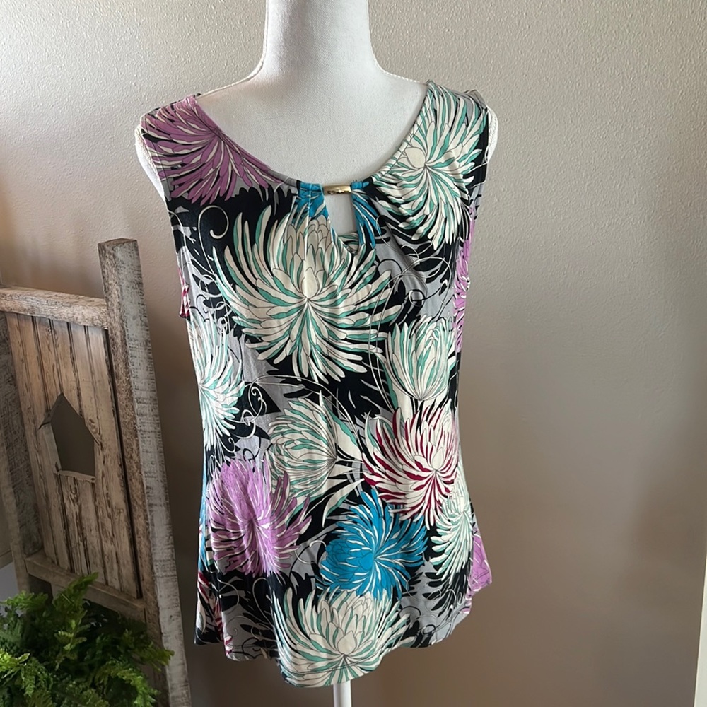 Women’s Banana Republic Floral Tank - Medium